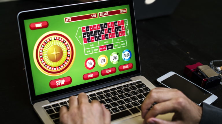 Exploring the Impact of Technology Within the Online Casino Industry