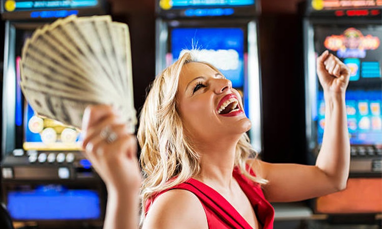 How Do You Pick and Win At Slot Machines?